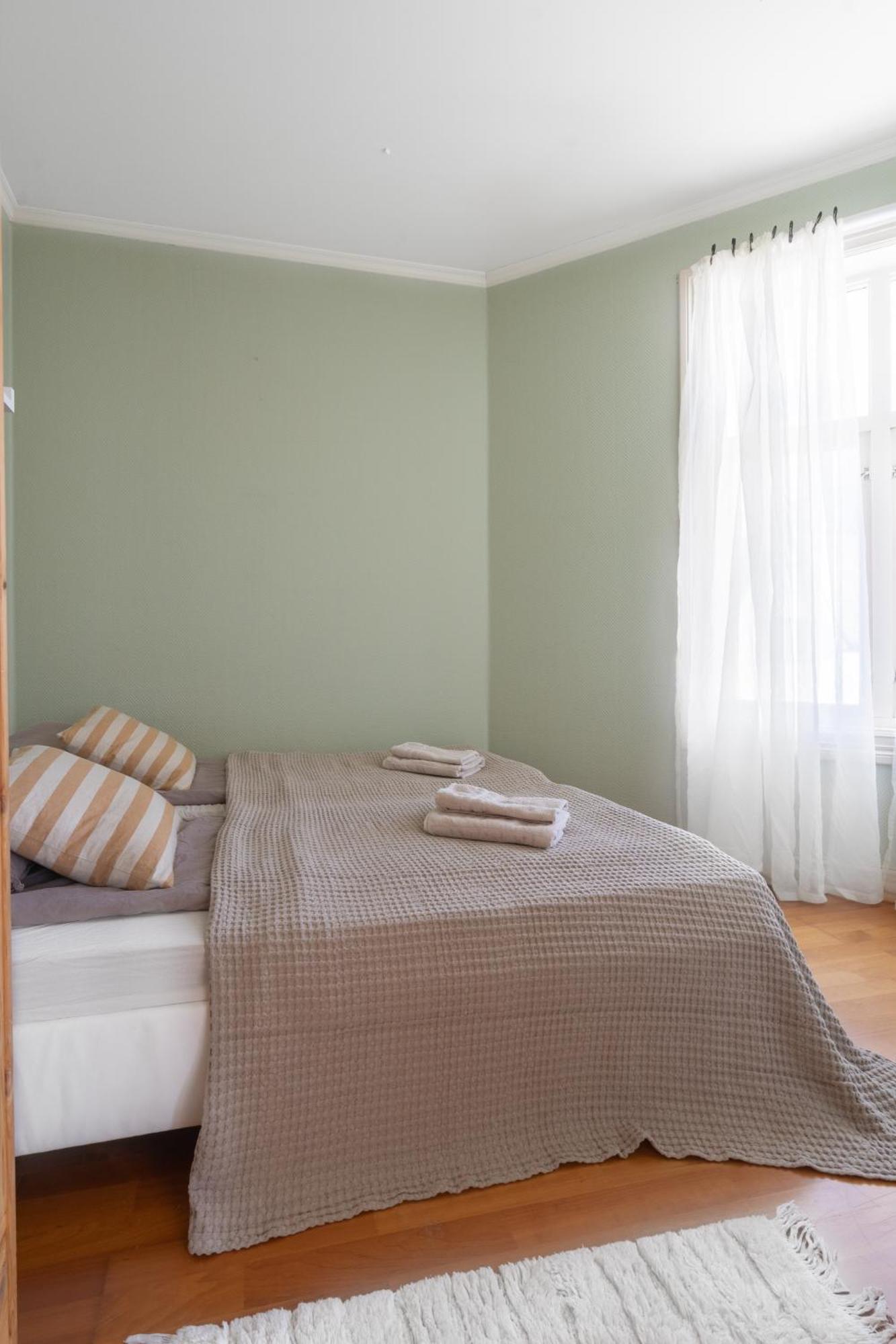Sunny Apartment In Alesund City Екстер'єр фото