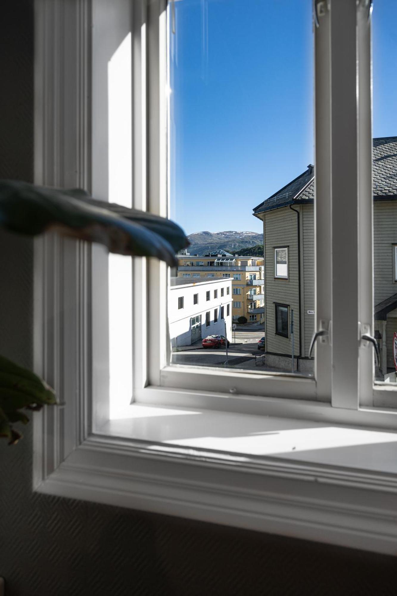 Sunny Apartment In Alesund City Екстер'єр фото