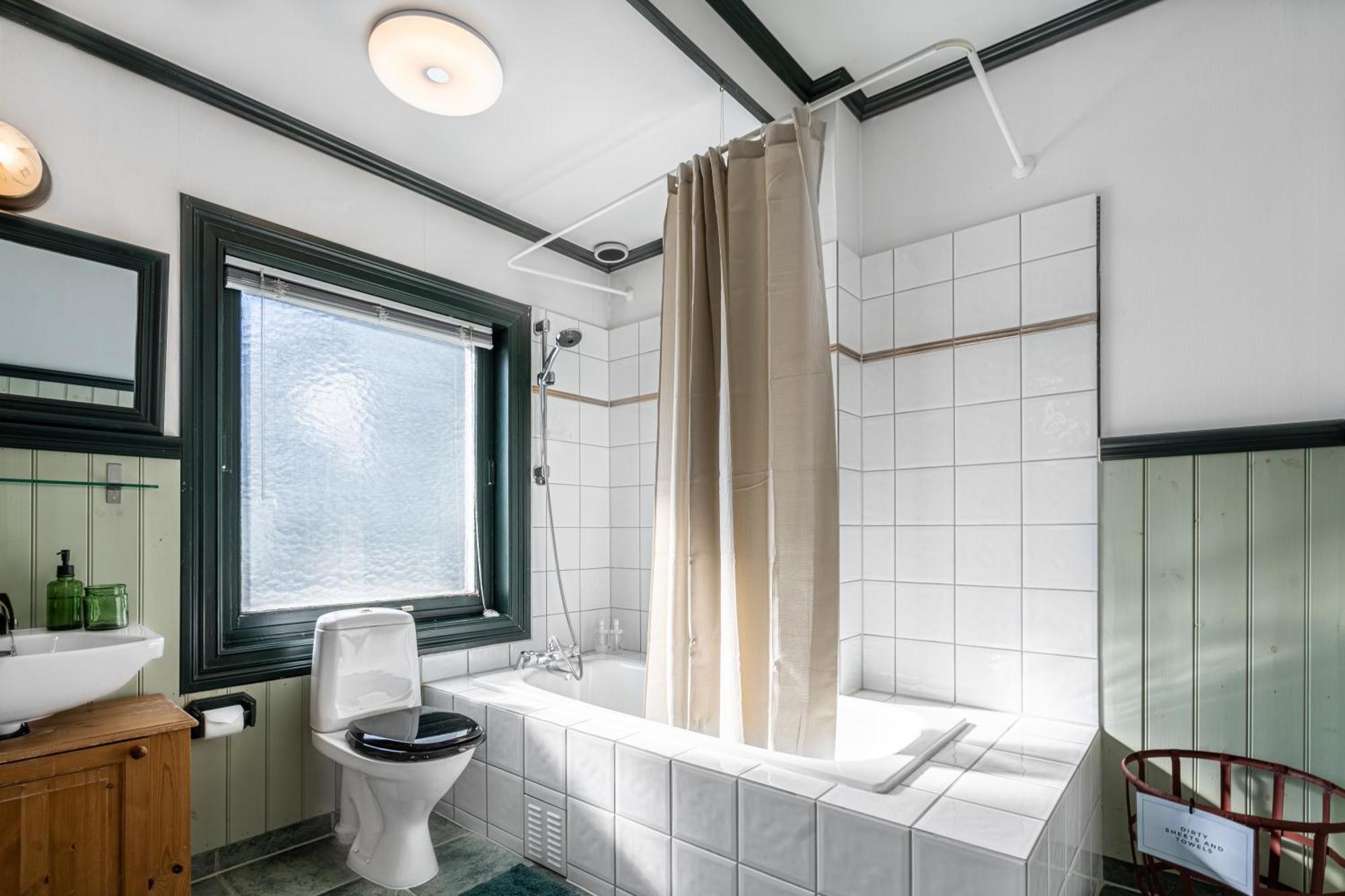 Sunny Apartment In Alesund City Екстер'єр фото